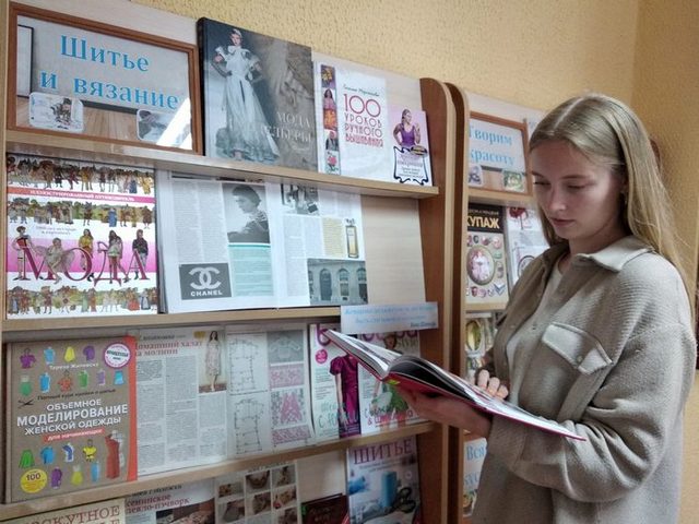 Приглашаем на выставку-инсталляцию «Вселенная дома»