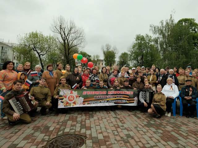 День Победы в Театральном сквере